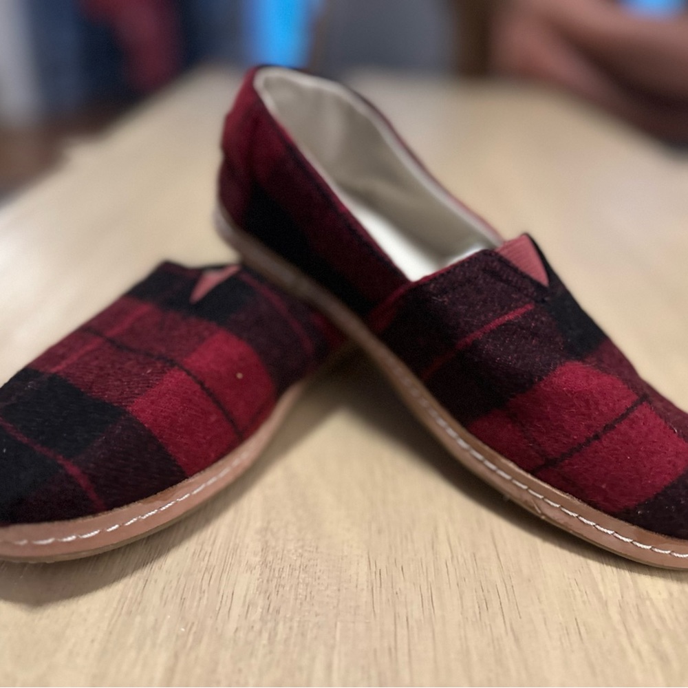 TOMS